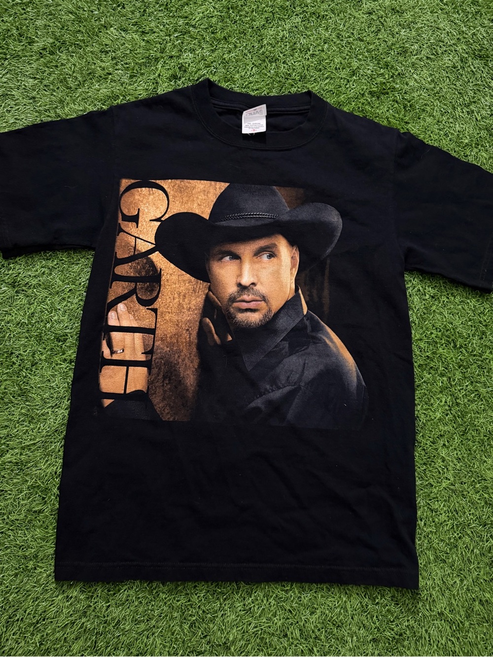 Vintage Garth Brooks Tour Kansas City Cowboy Portrait Graphic size Small